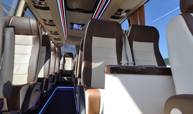 Italy: Coaches charter in Lombardy in Lombardy and Legnano